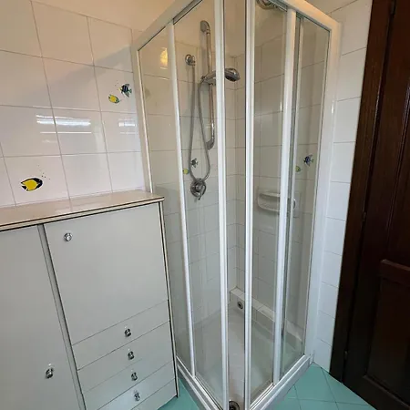 Apartment Residenza Italia 12 *